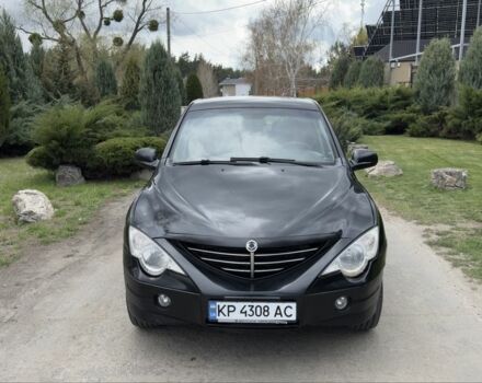 Черный Cанг Йонг Актион, объемом двигателя 1.9 л и пробегом 197 тыс. км за 4800 $, фото 1 на Automoto.ua