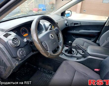 Чорний Cанг Йонг Actyon, об'ємом двигуна 2.3 л та пробігом 394 тис. км за 6200 $, фото 5 на Automoto.ua