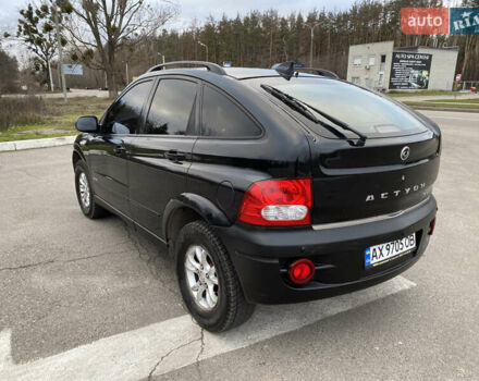 Черный Cанг Йонг Актион, объемом двигателя 2.3 л и пробегом 165 тыс. км за 6650 $, фото 4 на Automoto.ua