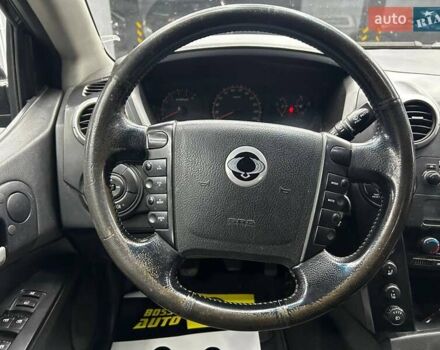 Черный Cанг Йонг Актион, объемом двигателя 0 л и пробегом 142 тыс. км за 9000 $, фото 9 на Automoto.ua