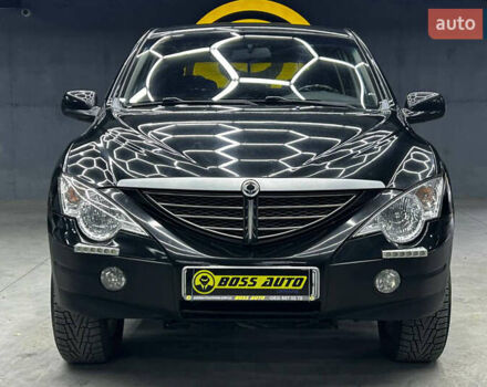 Черный Cанг Йонг Актион, объемом двигателя 0 л и пробегом 142 тыс. км за 9000 $, фото 1 на Automoto.ua