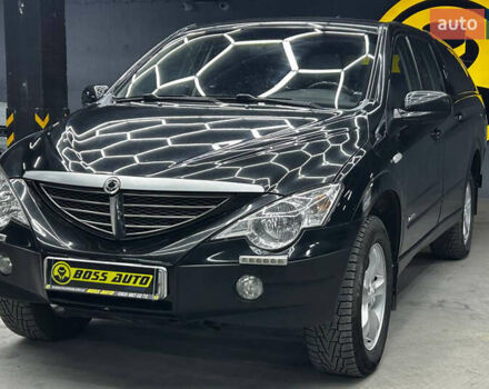 Черный Cанг Йонг Актион, объемом двигателя 0 л и пробегом 142 тыс. км за 9000 $, фото 2 на Automoto.ua