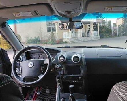 Чорний Cанг Йонг Actyon, об'ємом двигуна 2 л та пробігом 221 тис. км за 5800 $, фото 15 на Automoto.ua