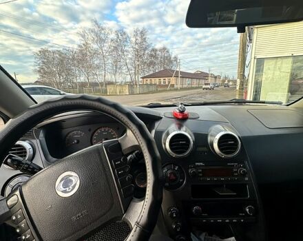 Чорний Cанг Йонг Actyon, об'ємом двигуна 2 л та пробігом 169 тис. км за 6000 $, фото 5 на Automoto.ua