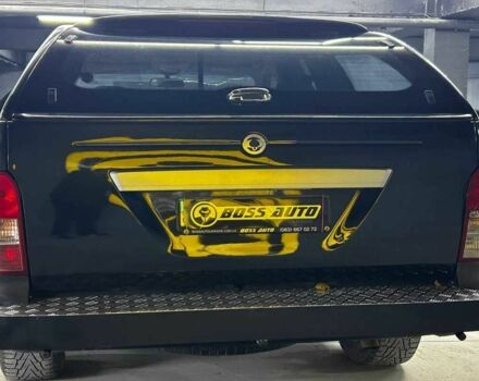 Чорний Cанг Йонг Actyon, об'ємом двигуна 2 л та пробігом 142 тис. км за 9000 $, фото 4 на Automoto.ua