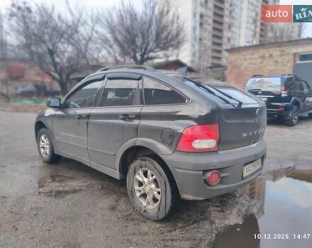 Черный Cанг Йонг Актион, объемом двигателя 2 л и пробегом 281 тыс. км за 4710 $, фото 2 на Automoto.ua