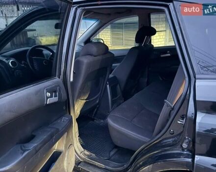 Черный Cанг Йонг Актион, объемом двигателя 2.3 л и пробегом 126 тыс. км за 5900 $, фото 4 на Automoto.ua