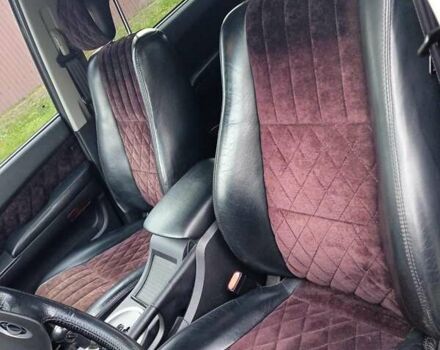 Cанг Йонг Актион 2010 в Новомосковске на Automoto.ua Черный Cанг Йонг Актион, объемом двигателя 2 л и пробегом 168 тыс. км за 7000 $, фото 3 на Automoto.ua