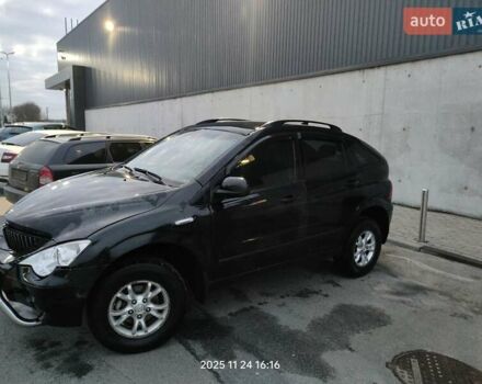 Черный Cанг Йонг Актион, объемом двигателя 2.3 л и пробегом 180 тыс. км за 4500 $, фото 2 на Automoto.ua