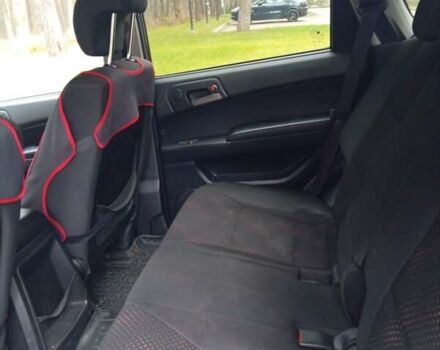 Черный Cанг Йонг Актион, объемом двигателя 2 л и пробегом 200 тыс. км за 5500 $, фото 9 на Automoto.ua