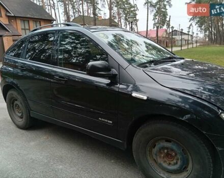 Черный Cанг Йонг Актион, объемом двигателя 2 л и пробегом 200 тыс. км за 5500 $, фото 6 на Automoto.ua