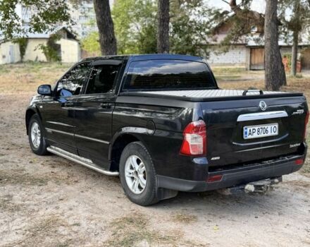 Черный Cанг Йонг Актион, объемом двигателя 2 л и пробегом 240 тыс. км за 8200 $, фото 2 на Automoto.ua