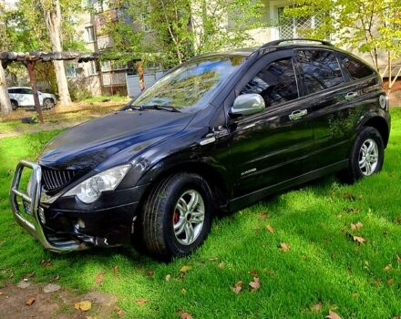 Черный Cанг Йонг Актион, объемом двигателя 2.7 л и пробегом 196 тыс. км за 5300 $, фото 1 на Automoto.ua