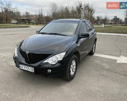 Черный Cанг Йонг Актион, объемом двигателя 2.3 л и пробегом 165 тыс. км за 6650 $, фото 1 на Automoto.ua