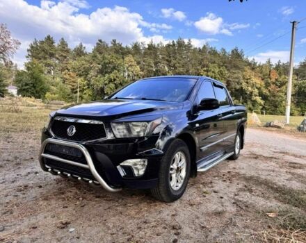 Черный Cанг Йонг Актион, объемом двигателя 2 л и пробегом 240 тыс. км за 8200 $, фото 1 на Automoto.ua