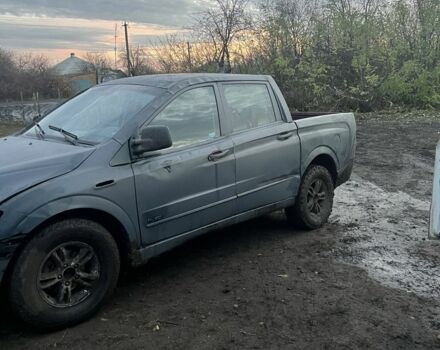 Красный Cанг Йонг Актион, объемом двигателя 2 л и пробегом 201 тыс. км за 2616 $, фото 6 на Automoto.ua