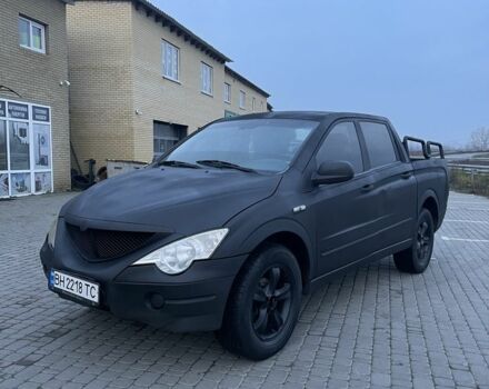 Красный Cанг Йонг Актион, объемом двигателя 2 л и пробегом 280 тыс. км за 4850 $, фото 2 на Automoto.ua