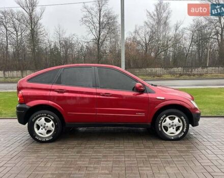 Красный Cанг Йонг Актион, объемом двигателя 2 л и пробегом 244 тыс. км за 6500 $, фото 1 на Automoto.ua