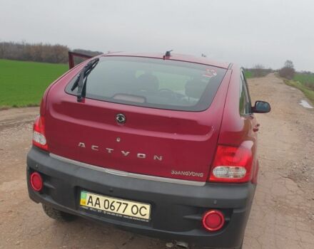 Красный Cанг Йонг Актион, объемом двигателя 2 л и пробегом 206 тыс. км за 6500 $, фото 2 на Automoto.ua