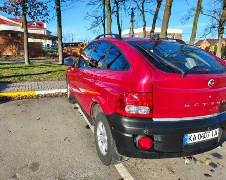 Красный Cанг Йонг Актион, объемом двигателя 2 л и пробегом 197 тыс. км за 5300 $, фото 3 на Automoto.ua