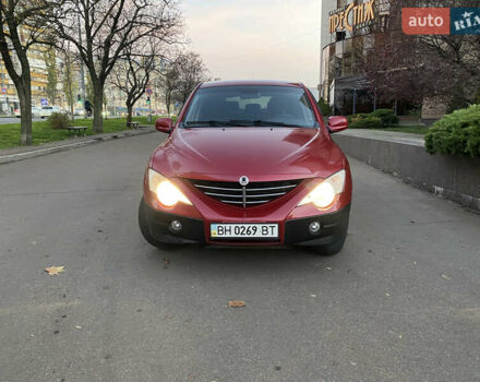 Красный Cанг Йонг Актион, объемом двигателя 2 л и пробегом 125 тыс. км за 6200 $, фото 4 на Automoto.ua