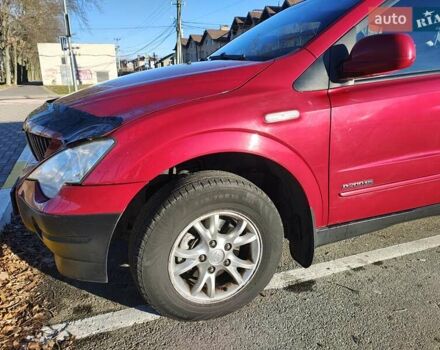 Красный Cанг Йонг Актион, объемом двигателя 2 л и пробегом 197 тыс. км за 5300 $, фото 15 на Automoto.ua