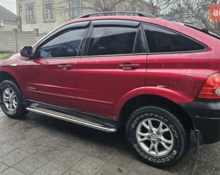 Красный Cанг Йонг Актион, объемом двигателя 2 л и пробегом 170 тыс. км за 4600 $, фото 5 на Automoto.ua