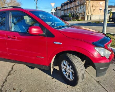 Красный Cанг Йонг Актион, объемом двигателя 2 л и пробегом 197 тыс. км за 5300 $, фото 10 на Automoto.ua