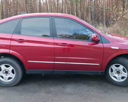 Червоний Cанг Йонг Actyon, об'ємом двигуна 2 л та пробігом 200 тис. км за 6400 $, фото 4 на Automoto.ua