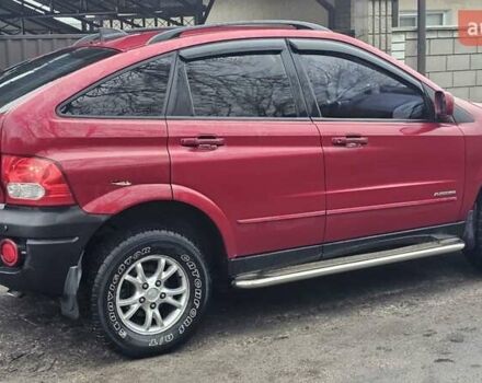 Красный Cанг Йонг Актион, объемом двигателя 2 л и пробегом 170 тыс. км за 4600 $, фото 2 на Automoto.ua