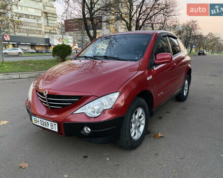 Красный Cанг Йонг Актион, объемом двигателя 2 л и пробегом 125 тыс. км за 6200 $, фото 1 на Automoto.ua