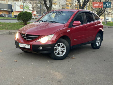 Красный Cанг Йонг Актион, объемом двигателя 2 л и пробегом 125 тыс. км за 6200 $, фото 1 на Automoto.ua