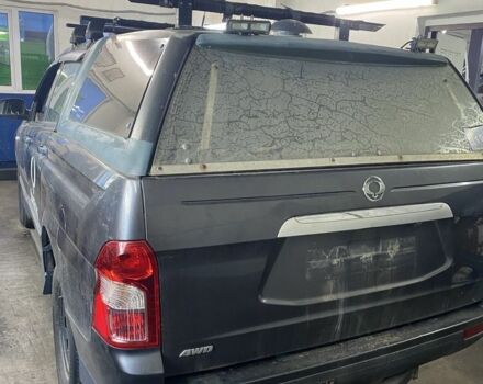 Серый Cанг Йонг Актион, объемом двигателя 2 л и пробегом 209 тыс. км за 3900 $, фото 3 на Automoto.ua