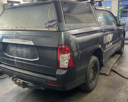 Серый Cанг Йонг Актион, объемом двигателя 2 л и пробегом 209 тыс. км за 3900 $, фото 2 на Automoto.ua