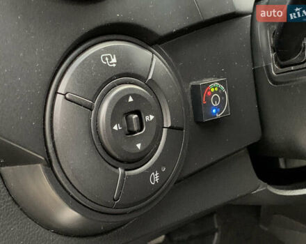 Серый Cанг Йонг Актион, объемом двигателя 2.3 л и пробегом 244 тыс. км за 4755 $, фото 37 на Automoto.ua