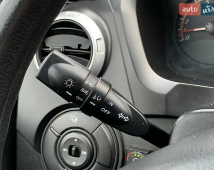 Серый Cанг Йонг Актион, объемом двигателя 2.3 л и пробегом 244 тыс. км за 4755 $, фото 40 на Automoto.ua