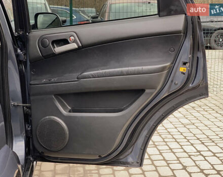 Серый Cанг Йонг Актион, объемом двигателя 2.3 л и пробегом 244 тыс. км за 4755 $, фото 25 на Automoto.ua