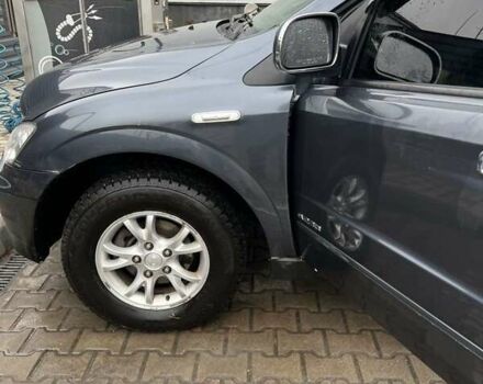 Сірий Cанг Йонг Actyon, об'ємом двигуна 2.3 л та пробігом 225 тис. км за 6700 $, фото 4 на Automoto.ua