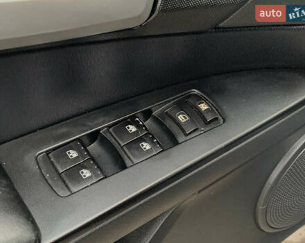 Серый Cанг Йонг Актион, объемом двигателя 2.3 л и пробегом 244 тыс. км за 4755 $, фото 36 на Automoto.ua