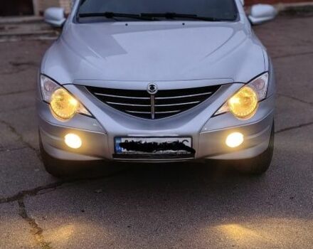 Серый Cанг Йонг Актион, объемом двигателя 2 л и пробегом 142 тыс. км за 5800 $, фото 2 на Automoto.ua