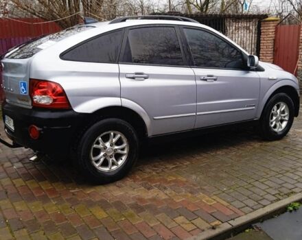 Серый Cанг Йонг Актион, объемом двигателя 2 л и пробегом 200 тыс. км за 5500 $, фото 2 на Automoto.ua