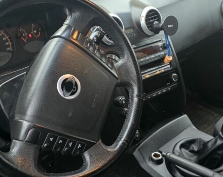 Серый Cанг Йонг Актион, объемом двигателя 2 л и пробегом 108 тыс. км за 5682 $, фото 3 на Automoto.ua