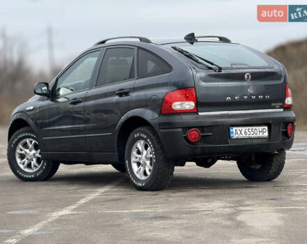 Серый Cанг Йонг Актион, объемом двигателя 2 л и пробегом 155 тыс. км за 5950 $, фото 9 на Automoto.ua