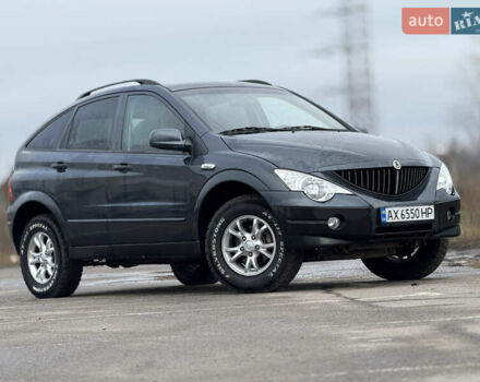 Серый Cанг Йонг Актион, объемом двигателя 2 л и пробегом 155 тыс. км за 5950 $, фото 2 на Automoto.ua