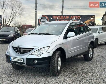 Серый Cанг Йонг Актион, объемом двигателя 2 л и пробегом 130 тыс. км за 5900 $, фото 2 на Automoto.ua