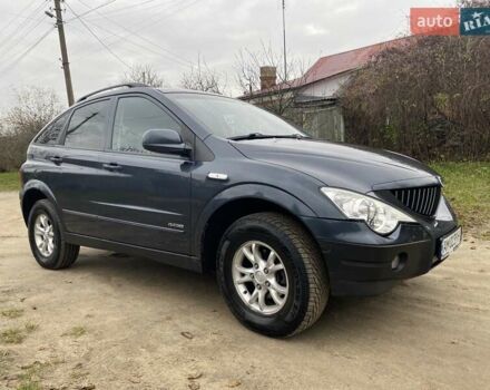 Серый Cанг Йонг Актион, объемом двигателя 2.3 л и пробегом 243 тыс. км за 4500 $, фото 1 на Automoto.ua