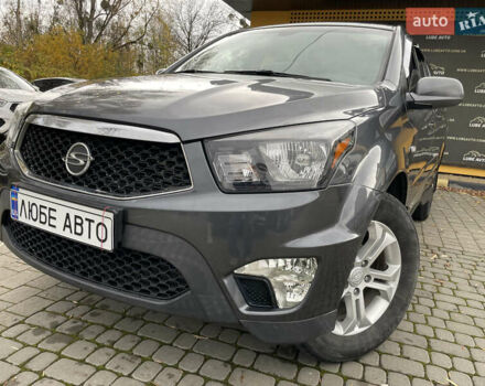 Серый Cанг Йонг Актион, объемом двигателя 2 л и пробегом 235 тыс. км за 8900 $, фото 1 на Automoto.ua