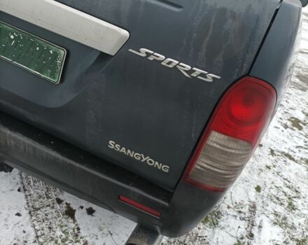 Синий Cанг Йонг Актион, объемом двигателя 2 л и пробегом 281 тыс. км за 2400 $, фото 4 на Automoto.ua