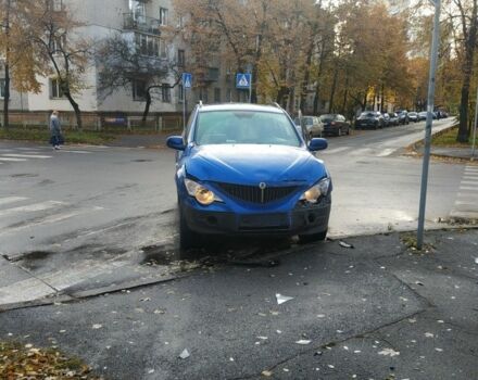 Синий Cанг Йонг Актион, объемом двигателя 2.3 л и пробегом 300 тыс. км за 4500 $, фото 4 на Automoto.ua