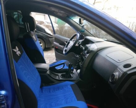 Синий Cанг Йонг Актион, объемом двигателя 2 л и пробегом 200 тыс. км за 5500 $, фото 4 на Automoto.ua